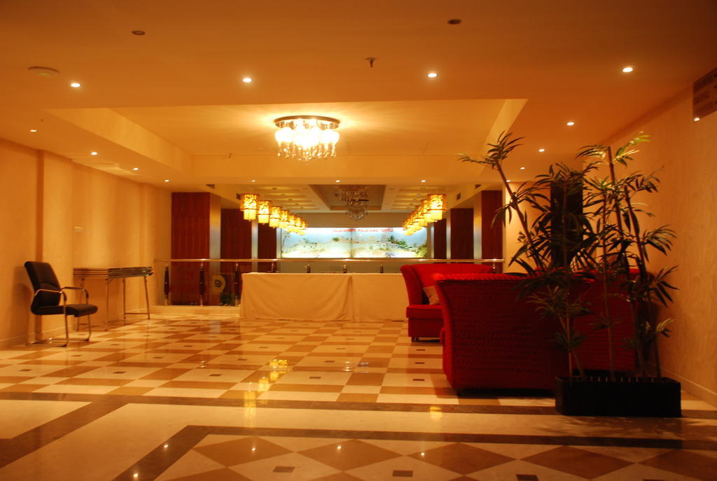 Pla Krishna Inn Tiruchirappalli Luaran gambar