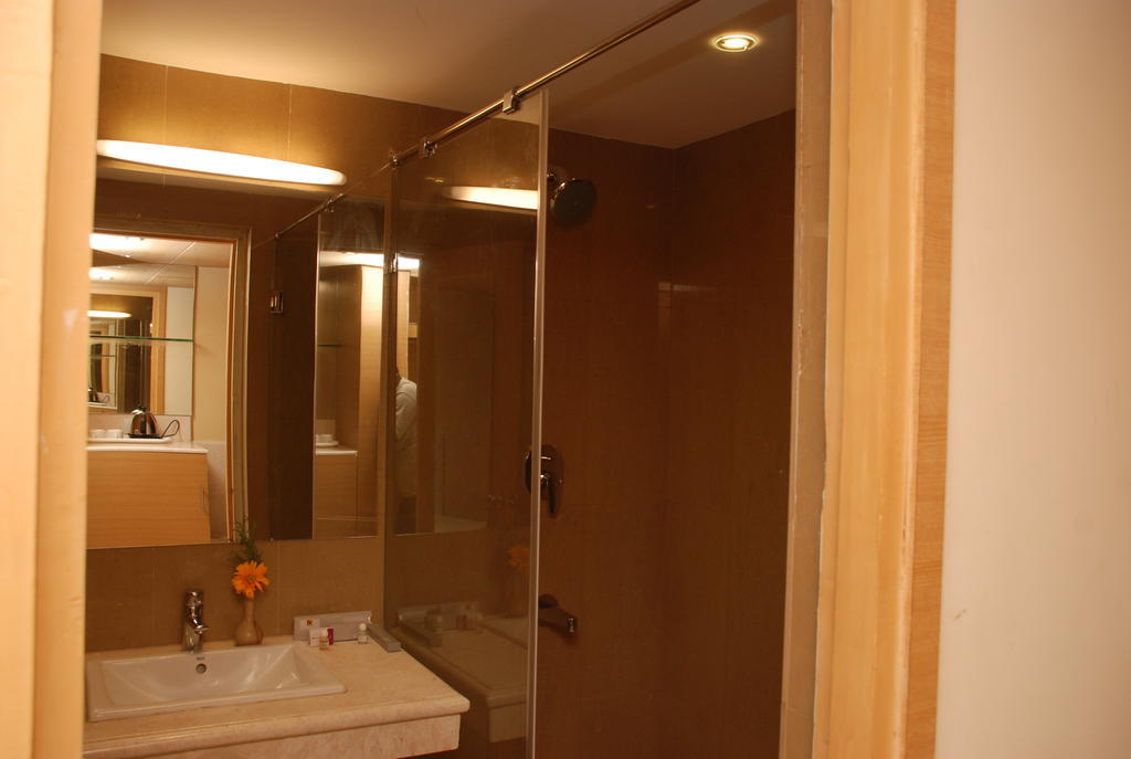 Pla Krishna Inn Tiruchirappalli Luaran gambar